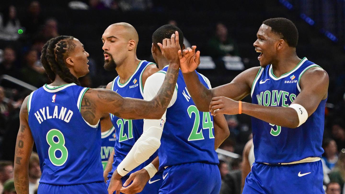 Projecting Timberwolves' Rotation Before Opening Game vs. Heat