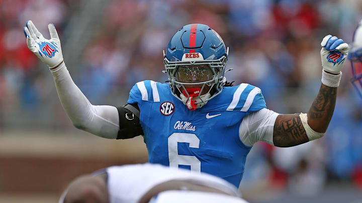 Sep 28, 2024; Oxford, Mississippi, USA; Mississippi Rebels linebacker TJ Dottery (6) lines up before the snap during the second half against the Kentucky Wildcats at Vaught-Hemingway Stadium. Mandatory Credit: Petre Thomas-Imagn Images Sep 28, 2024; Oxford, Mississippi, USA; Mississippi Rebels linebacker TJ Dottery (6) lines up before the snap during the second half against the Kentucky Wildcats at Vaught-Hemingway Stadium. Mandatory Credit: Petre Thomas-Imagn Images