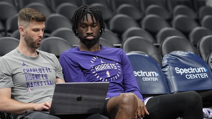 Mar 18, 2025; Charlotte, North Carolina, USA;  Charlotte Hornets center Mark Williams (5) during pregame warm ups against the Atlanta Hawks at Spectrum Center. Mandatory Credit: Jim Dedmon-Imagn Images