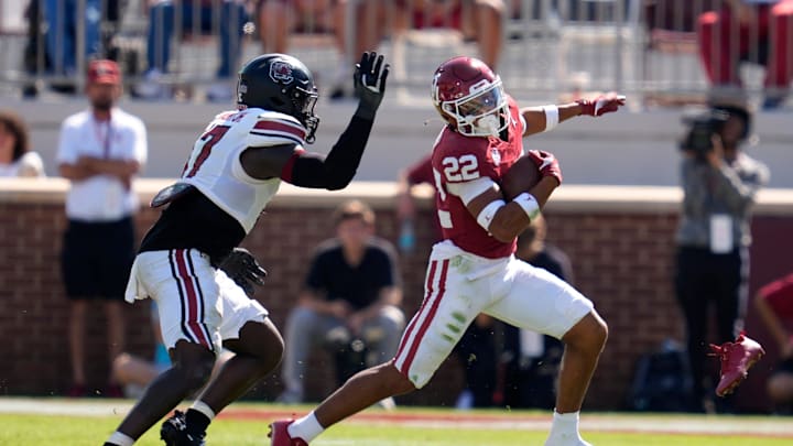 Oklahoma Sooners defensive back Peyton Bowen (22) loses his shoe as he is chased by DUPLICATE***South Carolina Gamecocks linebacker Demetrius Knight Jr. (17) during a college football game between the University of Oklahoma Sooners (OU) and the South Carolina Gamecocks at Gaylord Family - Oklahoma Memorial Stadium in Norman, Okla., Saturday, Oct. 19, 2024.
