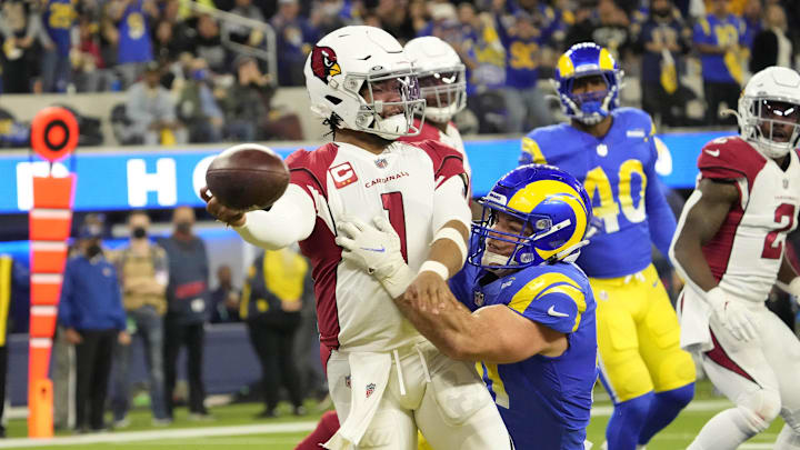 Jan 17, 2022; Los Angeles, California, USA;  Arizona Cardinals quarterback Kyler Murray (1) throws