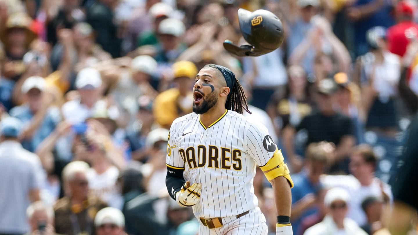 Padres Manager Has Epic Fernando Tatis Quote Amid Hot Streak