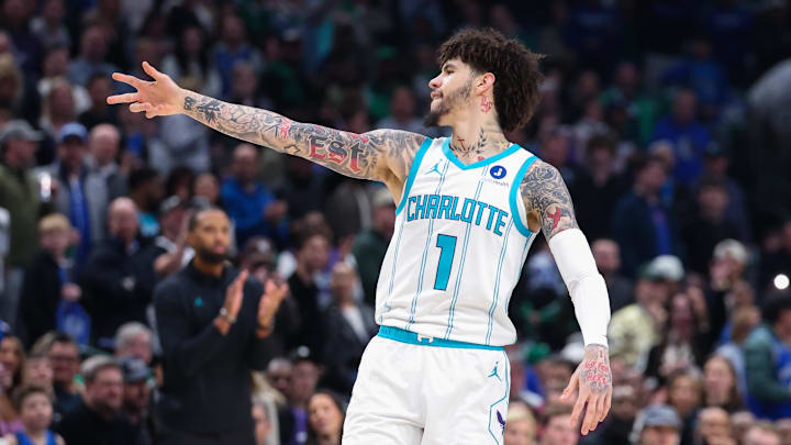 LaMelo Ball and the Hornets are home underdogs against the Spurs.