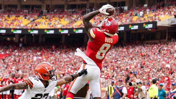 Aug 26, 2023; Kansas City, Missouri, USA; Kansas City Chiefs wide receiver Justyn Ross (8) catches a pass for a touchdown against Cleveland Browns cornerback Lorenzo Burns (27) during the first half at GEHA Field at Arrowhead Stadium. Mandatory Credit: Denny Medley-USA TODAY Sports Aug 26, 2023; Kansas City, Missouri, USA; Kansas City Chiefs wide receiver Justyn Ross (8) catches a pass for a touchdown against Cleveland Browns cornerback Lorenzo Burns (27) during the first half at GEHA Field at Arrowhead Stadium. Mandatory Credit: Denny Medley-USA TODAY Sports