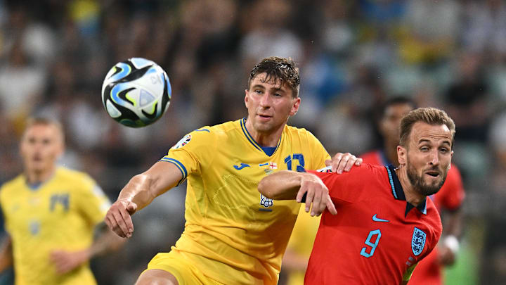 Ilya Zabarnyi in battle with Harry Kane when Ukraine played England in September of 2023