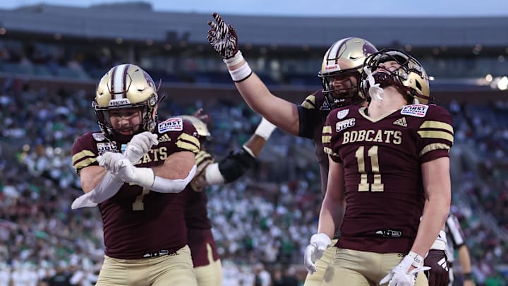 Jan 3, 2025; Dallas, TX, USA; Texas State Bobcats running back Lincoln Pare (7) celebrates after scoring a touchdown against the North Texas Mean Green during the third quarter at Gerald J. Ford Stadium. Jan 3, 2025; Dallas, TX, USA; Texas State Bobcats running back Lincoln Pare (7) celebrates after scoring a touchdown against the North Texas Mean Green during the third quarter at Gerald J. Ford Stadium.