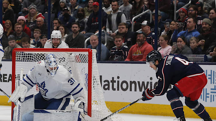 Dec 23, 2023; Columbus, Ohio, USA; Columbus Blue Jackets Forward Cole Sillinger (4) tried to stuff