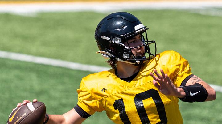 Iowa quarterback Jeremy Hecklinski (10) passes the football April 25, 2026 during the team’s spring practice at Kinnick Stadium in Iowa City, Iowa. Iowa quarterback Jeremy Hecklinski (10) passes the football April 25, 2026 during the team’s spring practice at Kinnick Stadium in Iowa City, Iowa.