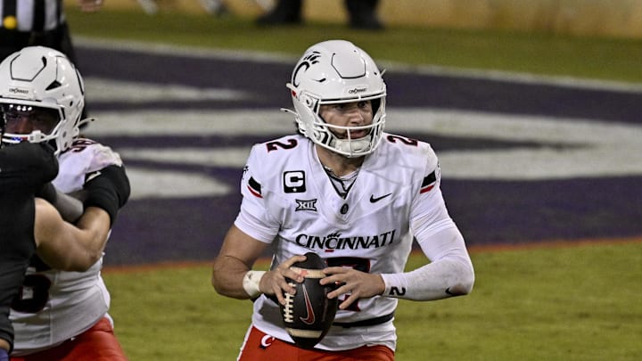 Nov 29, 2025; Fort Worth, Texas, USA; Cincinnati Bearcats quarterback Brendan Sorsby (2) runs with the ball during the game between the Horned Frogs and the Bearcats at Amon G. Carter Stadium. Mandatory Credit: Jerome Miron-Imagn Images