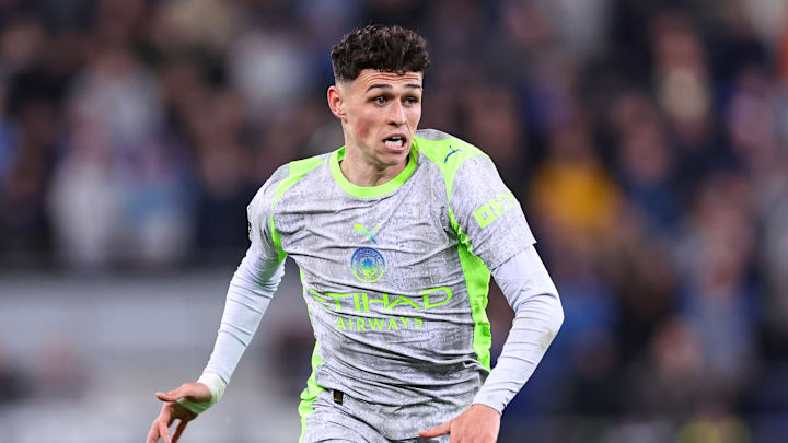 Phil Foden bleibt Man City treu
