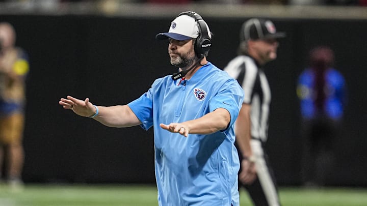 Aug 15, 2025; Atlanta, Georgia, USA; Tennessee Titans head coach Brian Callahan reacts on the bench during the game against the Atlanta Falcons at Mercedes-Benz Stadium. Mandatory Credit: Dale Zanine-Imagn Images Aug 15, 2025; Atlanta, Georgia, USA; Tennessee Titans head coach Brian Callahan reacts on the bench during the game against the Atlanta Falcons at Mercedes-Benz Stadium. Mandatory Credit: Dale Zanine-Imagn Images