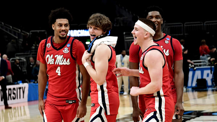 Mar 23, 2025; Milwaukee, WI, USA; Mississippi Rebels forward Jaemyn Brakefield (4) celebrates with teammates after defeating the Iowa State Cyclones in the second round of the NCAA Tournament at Fiserv Forum. Mandatory Credit: Benny Sieu-Imagn Images Mar 23, 2025; Milwaukee, WI, USA; Mississippi Rebels forward Jaemyn Brakefield (4) celebrates with teammates after defeating the Iowa State Cyclones in the second round of the NCAA Tournament at Fiserv Forum. Mandatory Credit: Benny Sieu-Imagn Images