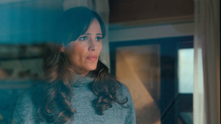 Episode 2. Jennifer Garner in "The Last Thing He Told Me," premiering April 14, 2023 on Apple TV+.
