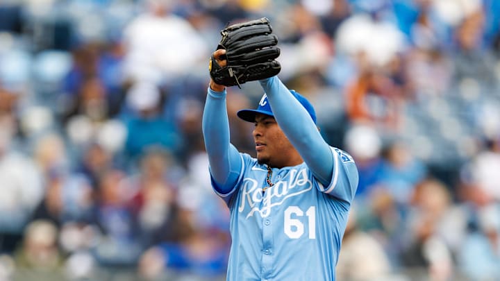 Apr 27, 2025; Kansas City, Missouri, USA; Kansas City Royals pitcher Angel Zerpa (61) pitches during the seventh inning against the Houston Astros at Kauffman Stadium. Mandatory Credit: William Purnell-Imagn Images