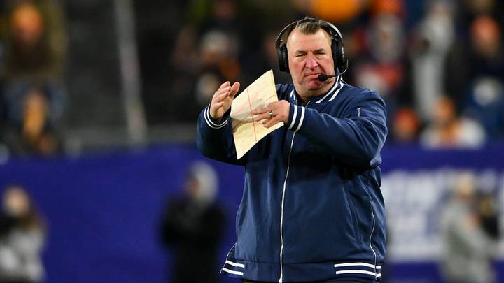 Dec 30, 2025; Nashville, TN, USA; Illinois Fighting Illini head coach Bret Bielema calls time out against the Tennessee Volunteers during the second half at Nissan Stadium. Mandatory Credit: Steve Roberts-Imagn Images Dec 30, 2025; Nashville, TN, USA; Illinois Fighting Illini head coach Bret Bielema calls time out against the Tennessee Volunteers during the second half at Nissan Stadium. Mandatory Credit: Steve Roberts-Imagn Images
