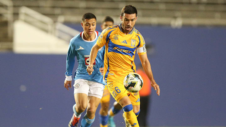 Cruz Azul v Tigres UANL - Friendly Match