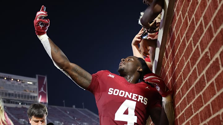 Sep 9, 2023; Norman, Oklahoma, USA;  Oklahoma Sooners defensive back Justin Harrington (4) takes a selfie.