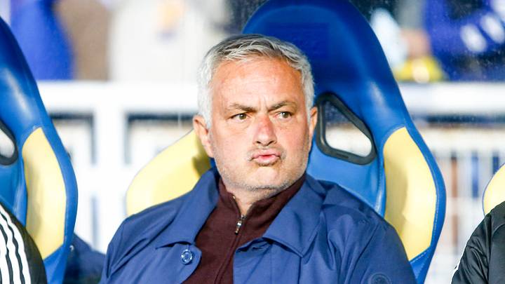 GD Estoril Praia v SL Benfica - Primeira Liga