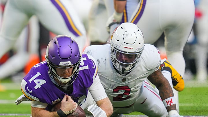 Arizona Cardinals linebacker Mack Wilson Sr. sacks Minnesota Vikings quarterback Sam Darnold.