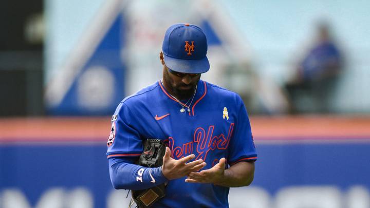 Sep 6, 2026; New York City, New York, USA; New York Mets second baseman Marcus Semien (10) reacts after a play by San Francisco Giants first baseman Rafael Devers (not pictured) during the eighth inning at Citi Field. Mandatory Credit: John Jones-Imagn Images Sep 6, 2026; New York City, New York, USA; New York Mets second baseman Marcus Semien (10) reacts after a play by San Francisco Giants first baseman Rafael Devers (not pictured) during the eighth inning at Citi Field. Mandatory Credit: John Jones-Imagn Images