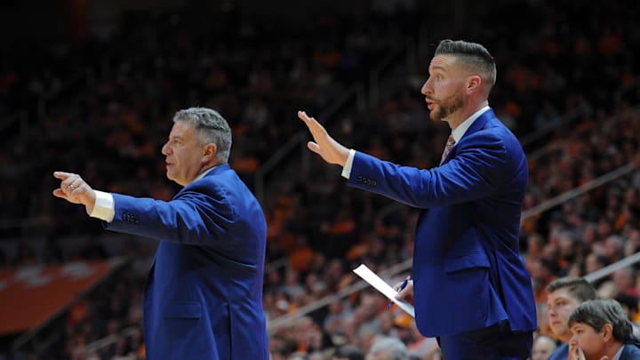 Jan 2, 2018; Knoxville, TN, USA; Auburn Tigers head coach Bruce Pearl and assistant coach Steven Pearl during the second half against the Tennessee Volunteers at Thompson-Boling Arena. Mandatory Credit: Randy Sartin-Imagn Images