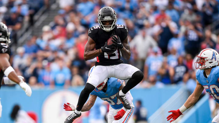 Oct 29, 2023; Nashville, Tennessee, USA; Atlanta Falcons wide receiver Van Jefferson (15) against the Tennessee Titans during the second at Nissan Stadium. Mandatory Credit: Steve Roberts-USA TODAY Sports Oct 29, 2023; Nashville, Tennessee, USA; Atlanta Falcons wide receiver Van Jefferson (15) against the Tennessee Titans during the second at Nissan Stadium. Mandatory Credit: Steve Roberts-USA TODAY Sports