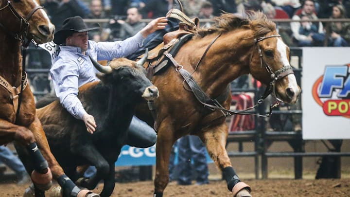 Scott Guenthner steer wrestling