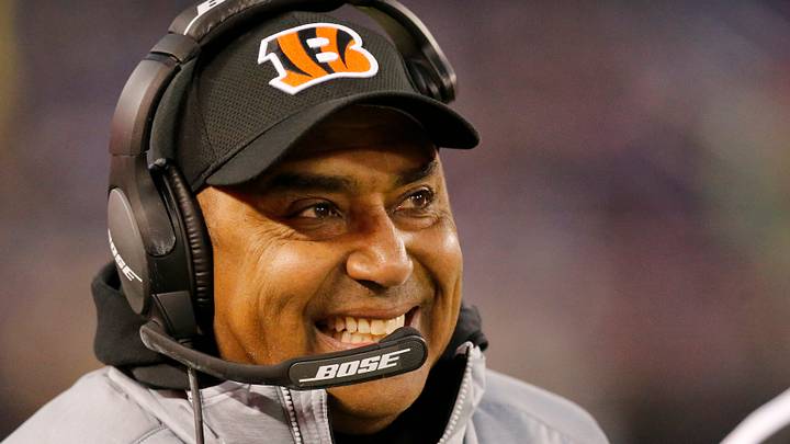 Cincinnati Bengals head coach Marvin Lewis smiles on the sideline in the first quarter against the Baltimore Ravens.
Xxx 123117bengalsravens 10 Jpg S Usa Md Cincinnati Bengals head coach Marvin Lewis smiles on the sideline in the first quarter against the Baltimore Ravens.
Xxx 123117bengalsravens 10 Jpg S Usa Md
