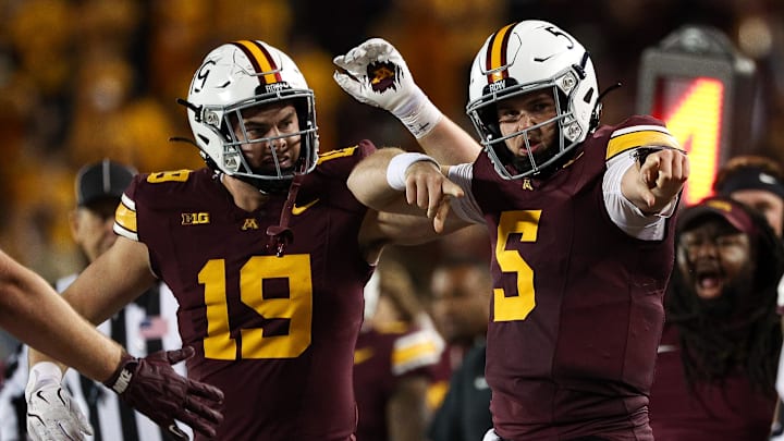Oct 11, 2025; Minneapolis, Minnesota, USA; Minnesota Golden Gophers quarterback Drake Lindsey (5) celebrates against the Purdue Boilermakers during the second half at Huntington Bank Stadium. Mandatory Credit: Matt Krohn-Imagn Images Oct 11, 2025; Minneapolis, Minnesota, USA; Minnesota Golden Gophers quarterback Drake Lindsey (5) celebrates against the Purdue Boilermakers during the second half at Huntington Bank Stadium. Mandatory Credit: Matt Krohn-Imagn Images
