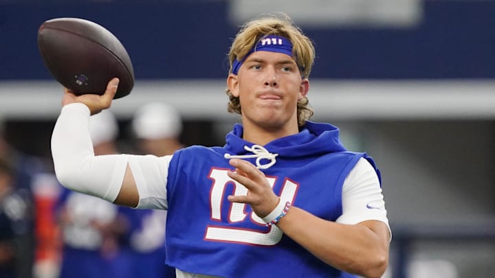 Giants quarterback Jaxson Dart will make his first start against the Chargers on Sunday.