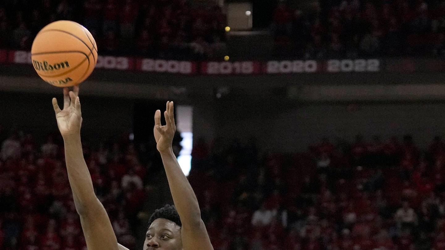 Wisconsin and Seton Hall look for Big Wins on Friday before Christmas