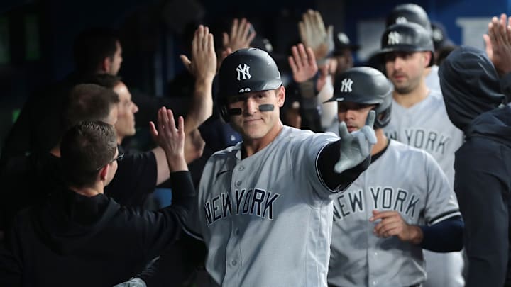 Anthony Rizzo sacudió un grand slam con los Yankees este viernes 