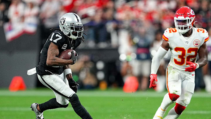 Kansas City Chiefs v Las Vegas Raiders