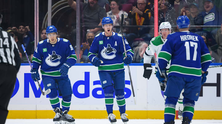 Dallas Stars v Vancouver Canucks