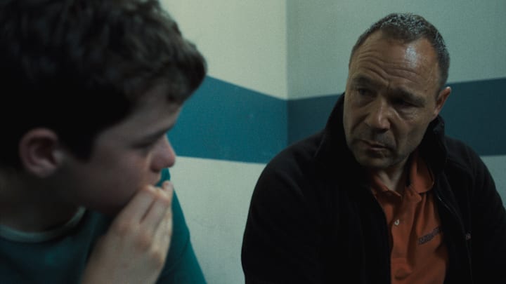 Adolescence. (L to R) Owen Cooper as Jamie Miller, Stephen Graham as Eddie Miller in Adolescence. Cr. Courtesy of Netflix © 2024