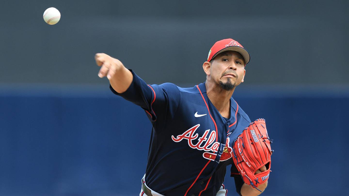 Braves Re-Sign Veteran Pitcher to MiLB Deal, See OF Elect Free Agency