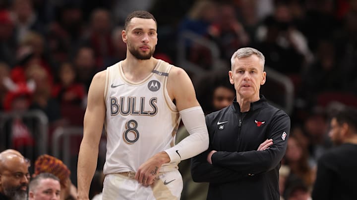 Philadelphia 76ers v Chicago Bulls