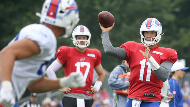 Bills quarterback Mitchell Trubisky throws to tight end Keleki Latu during day seven of Buffalo Bills training camp at St. John Fisher University Thursday, July 31, 2025 in Pittsford, NY.
