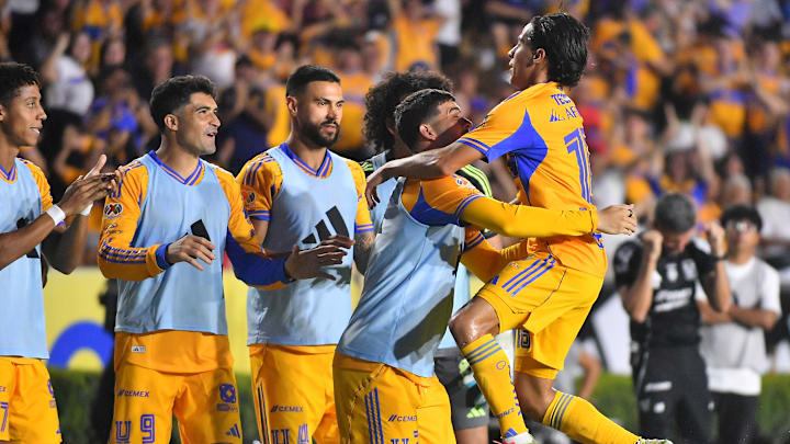 Tigres UANL v Atletico San Luis - Torneo Apertura 2025 Liga MX