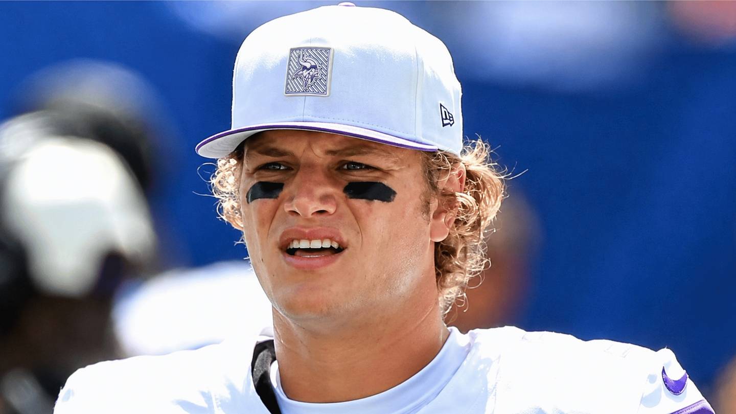 J.J. McCarthy just got the warning every struggling QB needs to hear