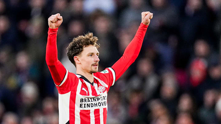 Olivier Boscagli in action for PSV