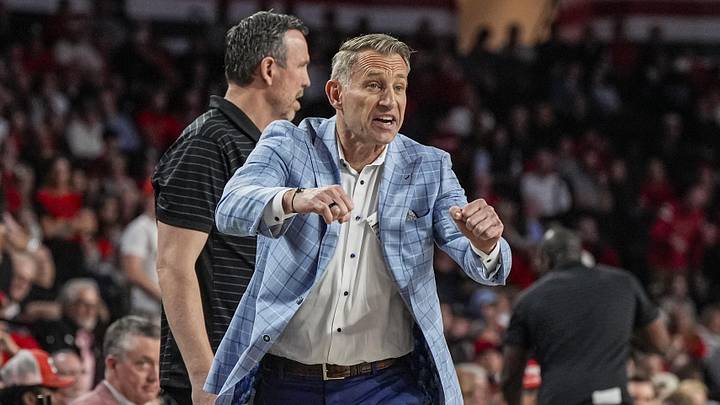 Mar 3, 2026; Athens, Georgia, USA; Alabama Crimson Tide head coach Nate Oats reacts during the game against the Georgia Bulldogs at Stegeman Coliseum. Mandatory Credit: Dale Zanine-Imagn Images