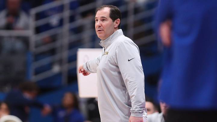 Baylor Bears head coach Scott Drew 