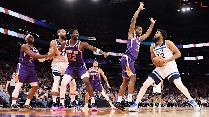 Minnesota Timberwolves v Phoenix Suns
