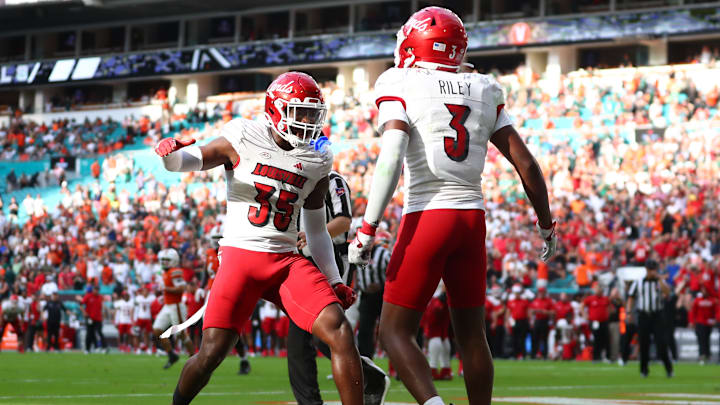 Louisville v Miami