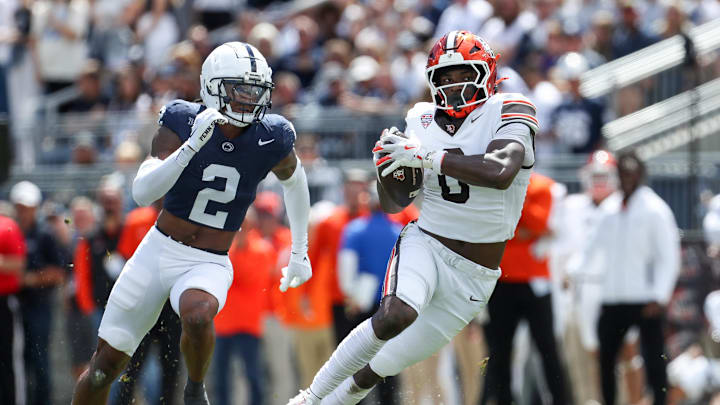 Sep 7, 2024; University Park, Pennsylvania, USA; Bowling Green Falcons tight end Harold Fannin Jr (0) catches a pass during the second quarter against the Penn State Nittany Lions at Beaver Stadium. Penn State defeated Bowling Green 34-27. Mandatory Credit: Matthew O'Haren-Imagn Images