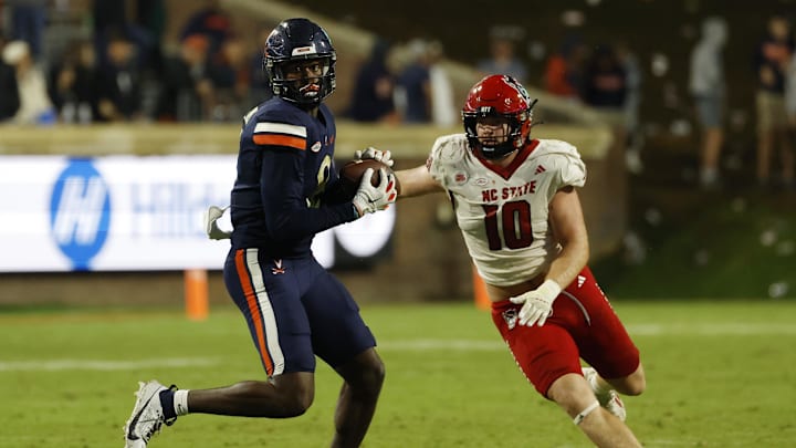 Malachi Fields currently leads the ACC in receiving yards . Malachi Fields currently leads the ACC in receiving yards .