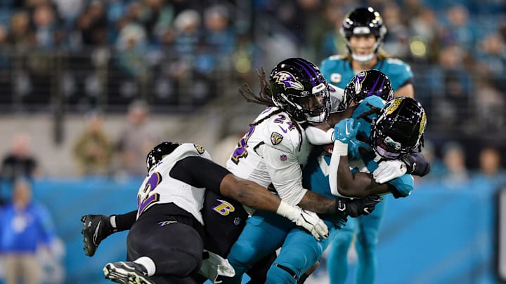 South Carolina football legend Jadeveon Clowney is having a great 2023 season.