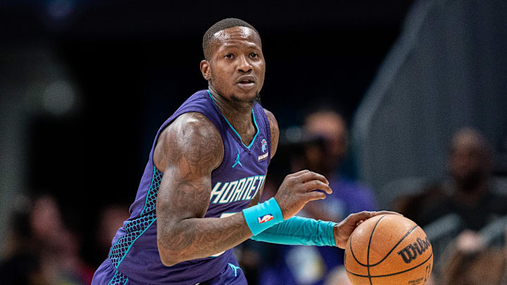 Philadelphia 76ers v Charlotte Hornets