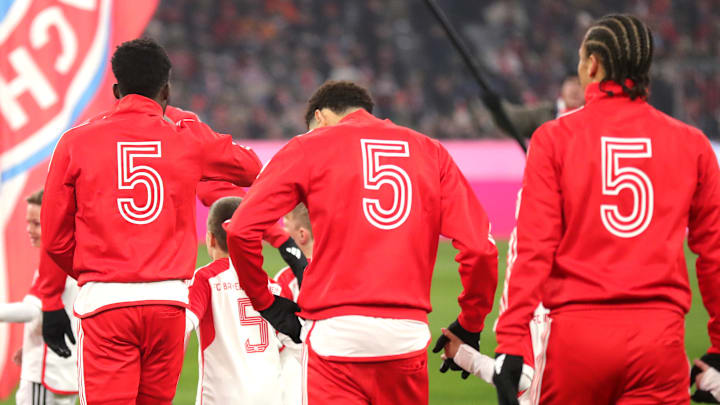 Der FC Bayern München vergibt die legendäre Nummer 5 von Franz Beckenbauer nicht mehr. Der FC Bayern München vergibt die legendäre Nummer 5 von Franz Beckenbauer nicht mehr.